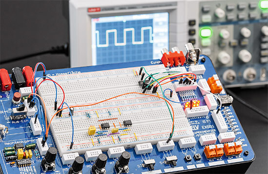 Steckbrett Labor Steckboard Breadboard Experimentierboard 640,1280 Kontakte Steckbrett Labor Steckboard Breadboard Experimentierboard 640,1280 Kontakte