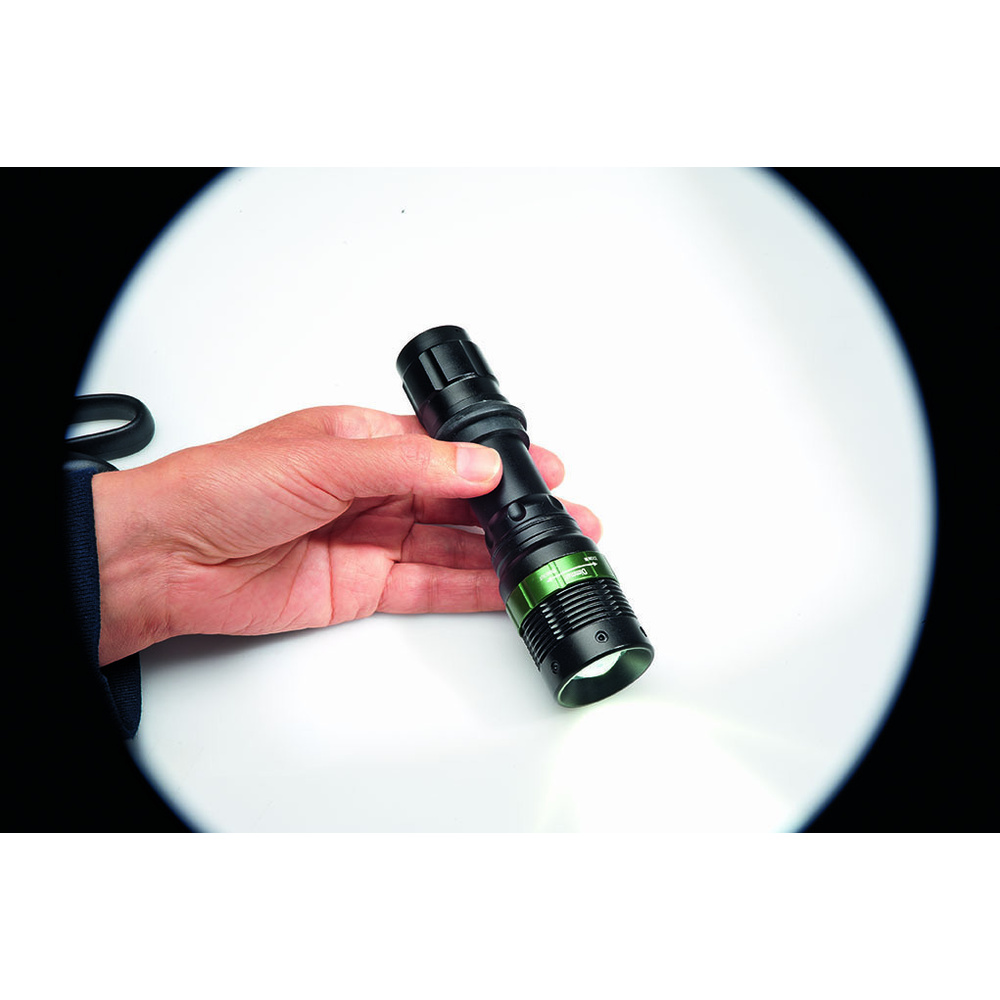 ELV LED-Taschenlampe TF120+, mit arretierbarem Variofokus, 120 lm, IPX4, Batteriebetrieb