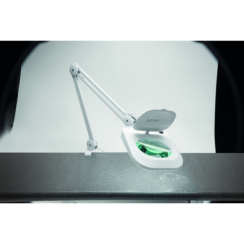 ELV Sparset: 9-W-Lupenleuchte plus Lötstation LS-80-D-II