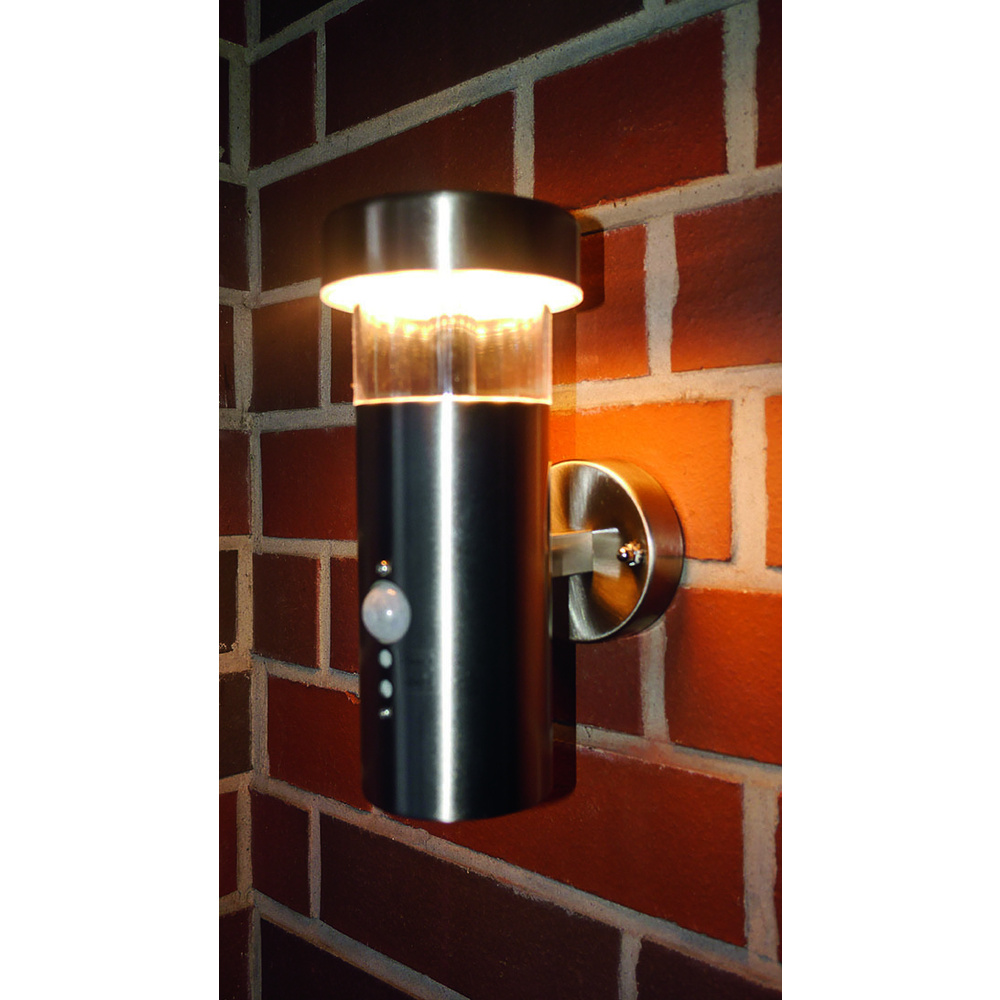 ELV SWL 400W 8-W-Sensor-LED-Wandleuchte mit 90°-Bewegungsmelder und Dämmerungssensor, warmweiß