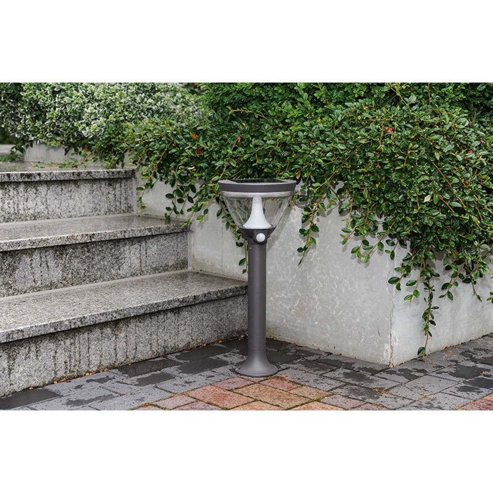 OSRAM Endura Style 4,5-W-LED-Sockelleuchte, warmweiß, Netz- und Solarbetrieb möglich