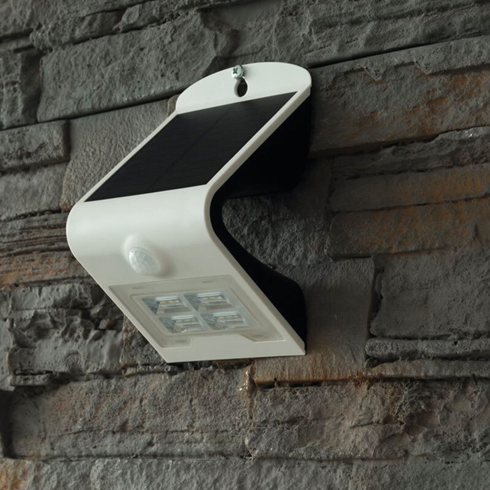 HEITRONIC 2-W-Solar-LED-Wandleuchte mit 120°-Bewegungsmelder, warmweiß