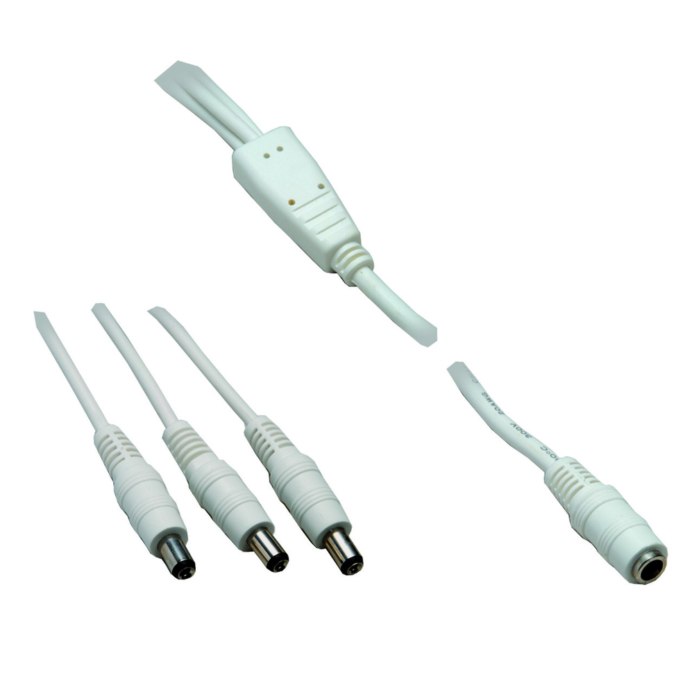 BKL Electronic DC-Verteiler, DC-Kupplung 2,1mm/5,5mm auf 3 x DC-Stecker 2,1mm/5,5mm, weiß
