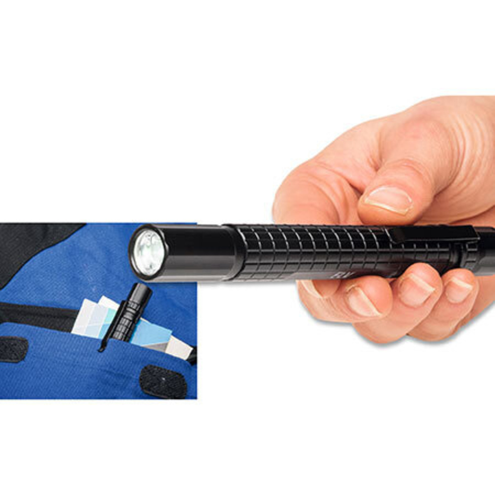 Leser testen die fokussierbare LED-Taschenlampe TF130