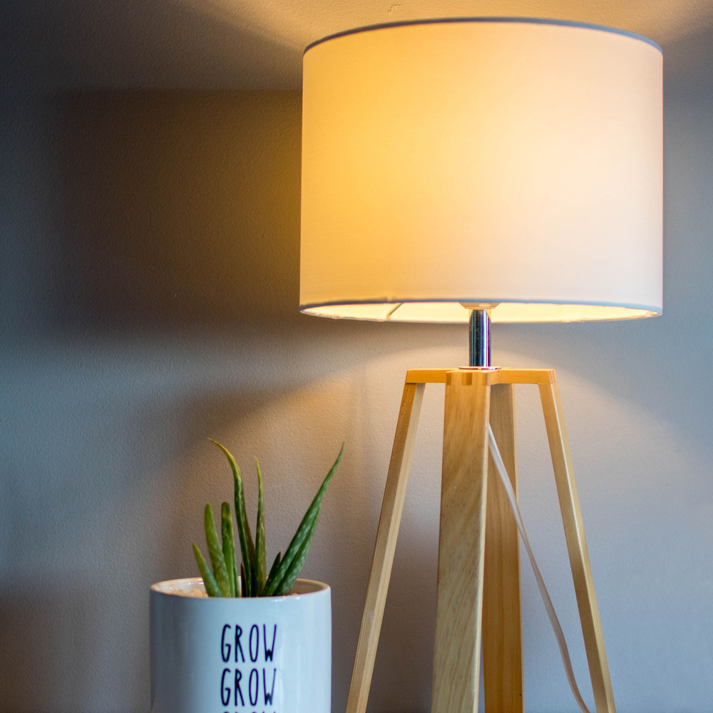 innr 5,3-W-LED-Kerzenlampe E14, warmweiß, kompatibel mit HUE, Echo Plus und Echo Show (2. Gen.)