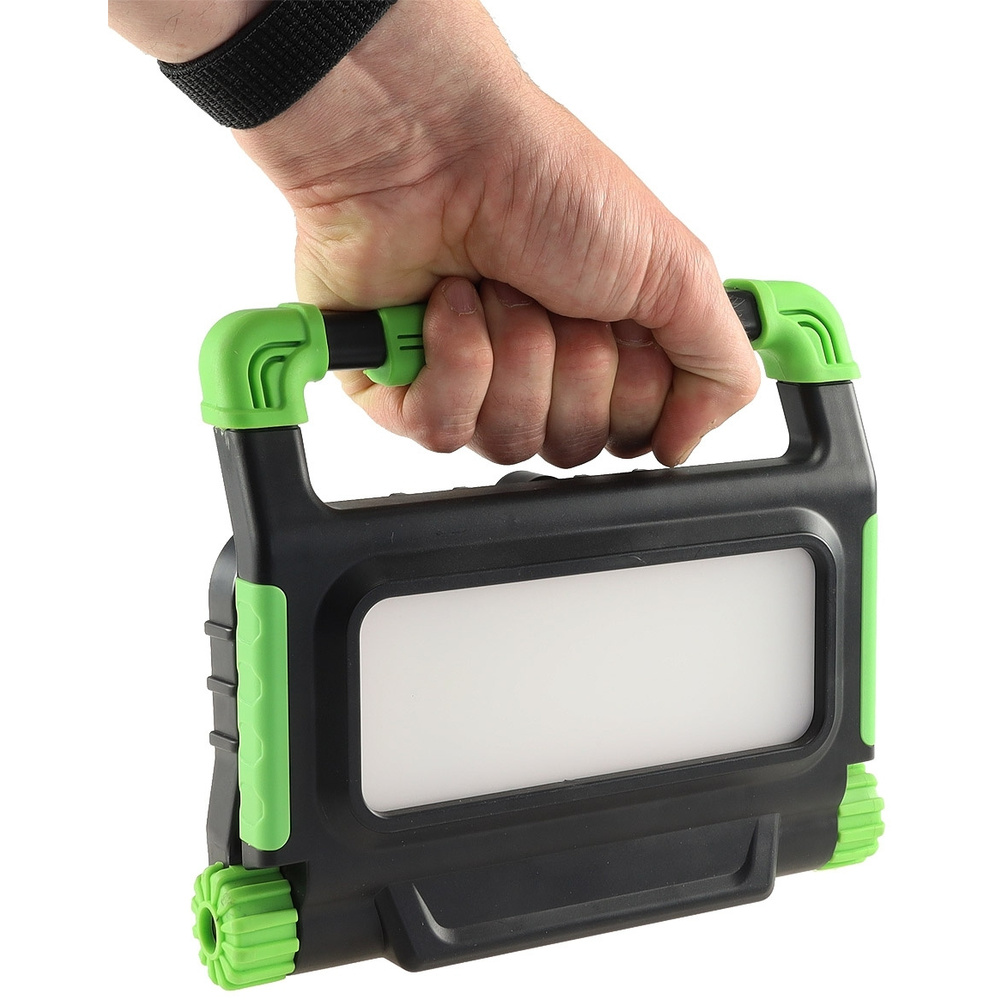 ChiliTec 20-W-Akku-LED-Baustrahler / LED-Fluter BSA-20, neutralweiß, integrierte Powerbank, IP54