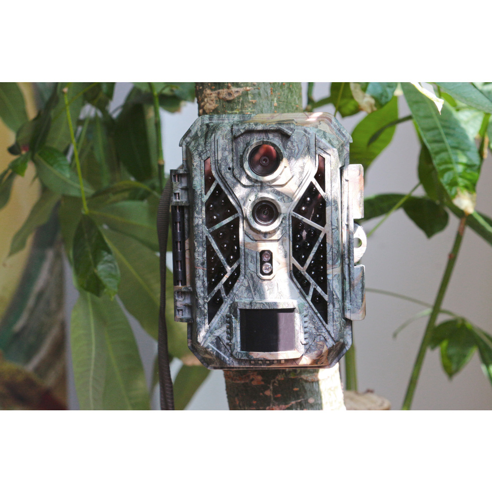 Braun Fotofalle / Wildkamera Scouting Cam BLACK820, mit Dual-CMOS-Sensor