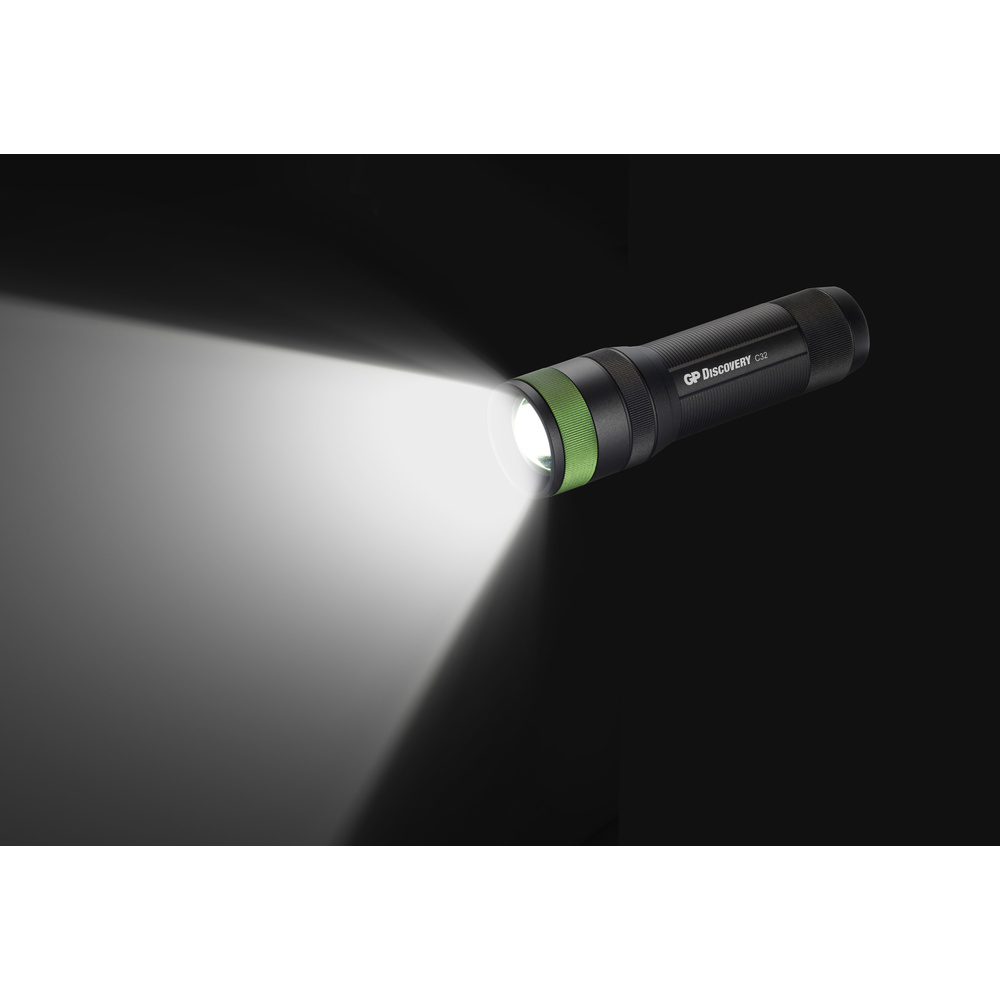 GP LED-Taschenlampe C32, 300 lm, 100 m Reichweite, max. 15 h Betrieb