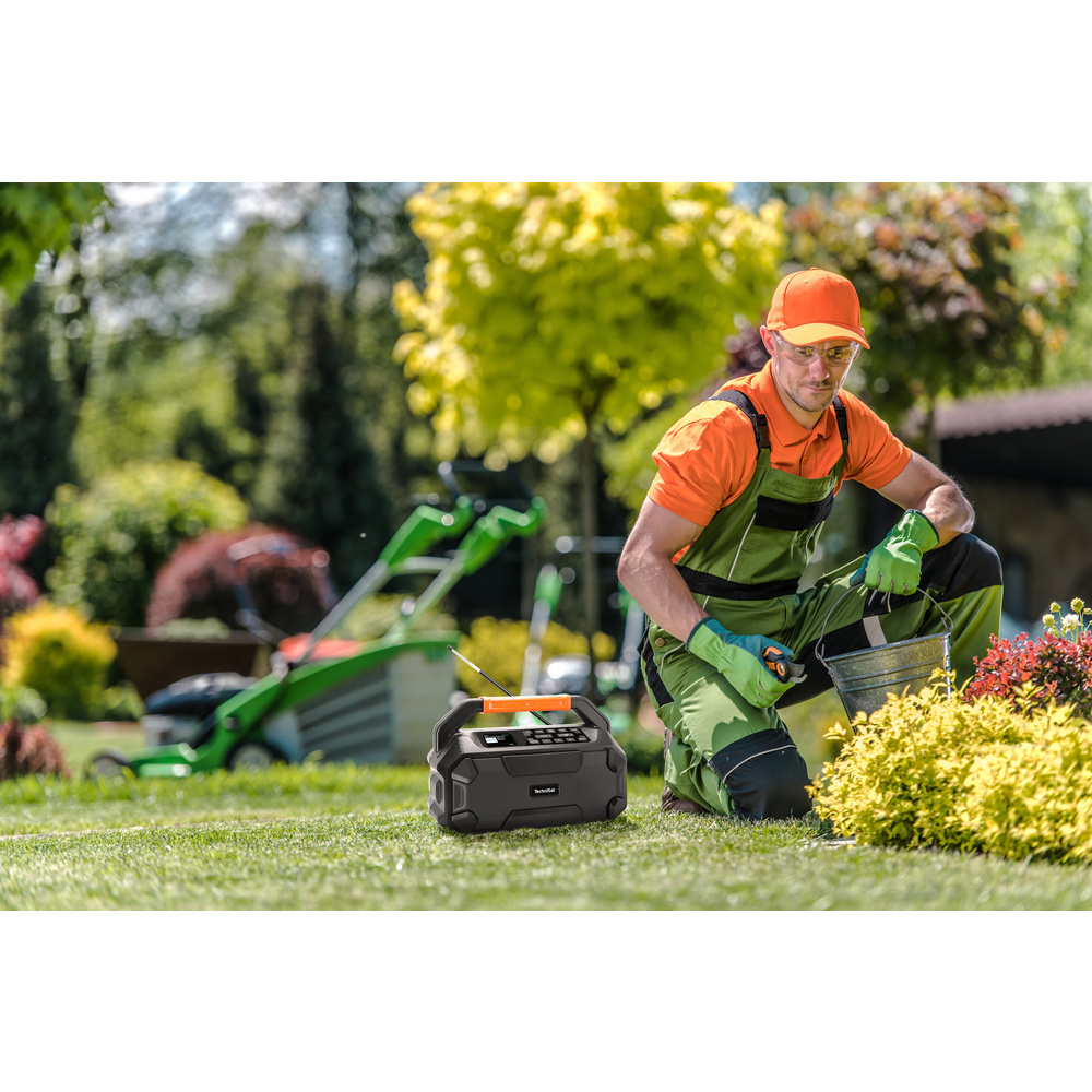 TechniSat Baustellenradio DigitRadio 231 OD, DAB+/UKW, kompatibel mit 18-V-Bosch/Makita/DeWalt-Akkus