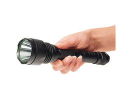 Leser testen die 6-W-LED-Taschenlampe TX600 mit 600 Lumen